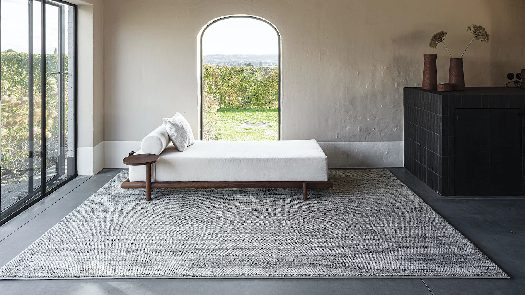 Minerals Ivory Walnut