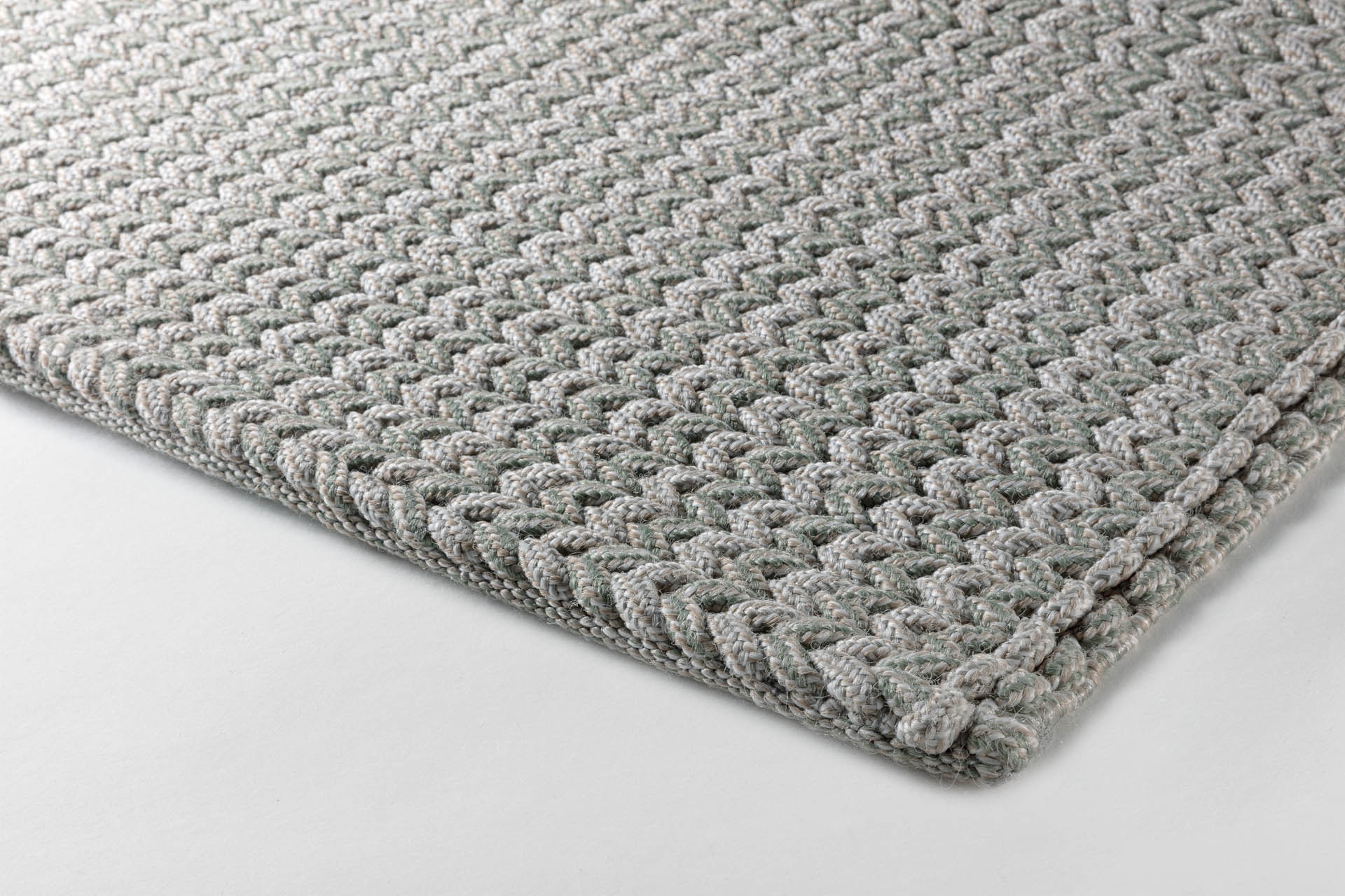 Nautilus Zeta Nautilus_Zeta_NAZ25987_Kashmir