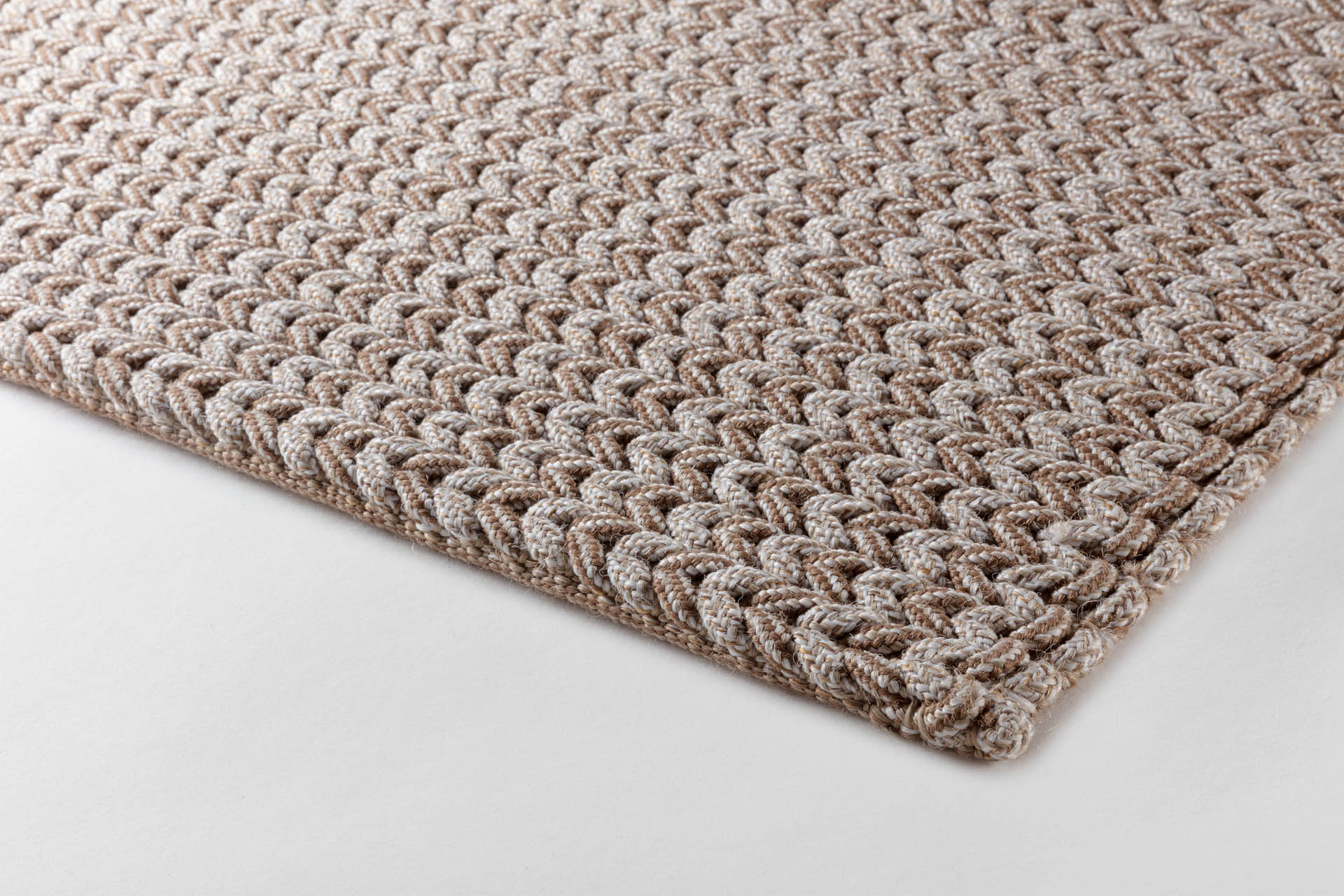 Nautilus Zeta Nautilus_Zeta_NAZ33986_Coca_Mocha