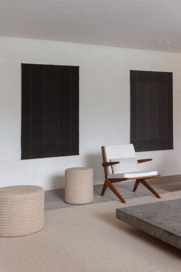 Tambora Pouf Tambora_Poufs_TAP16059_Summer_sand_55x55x42_43x43x48