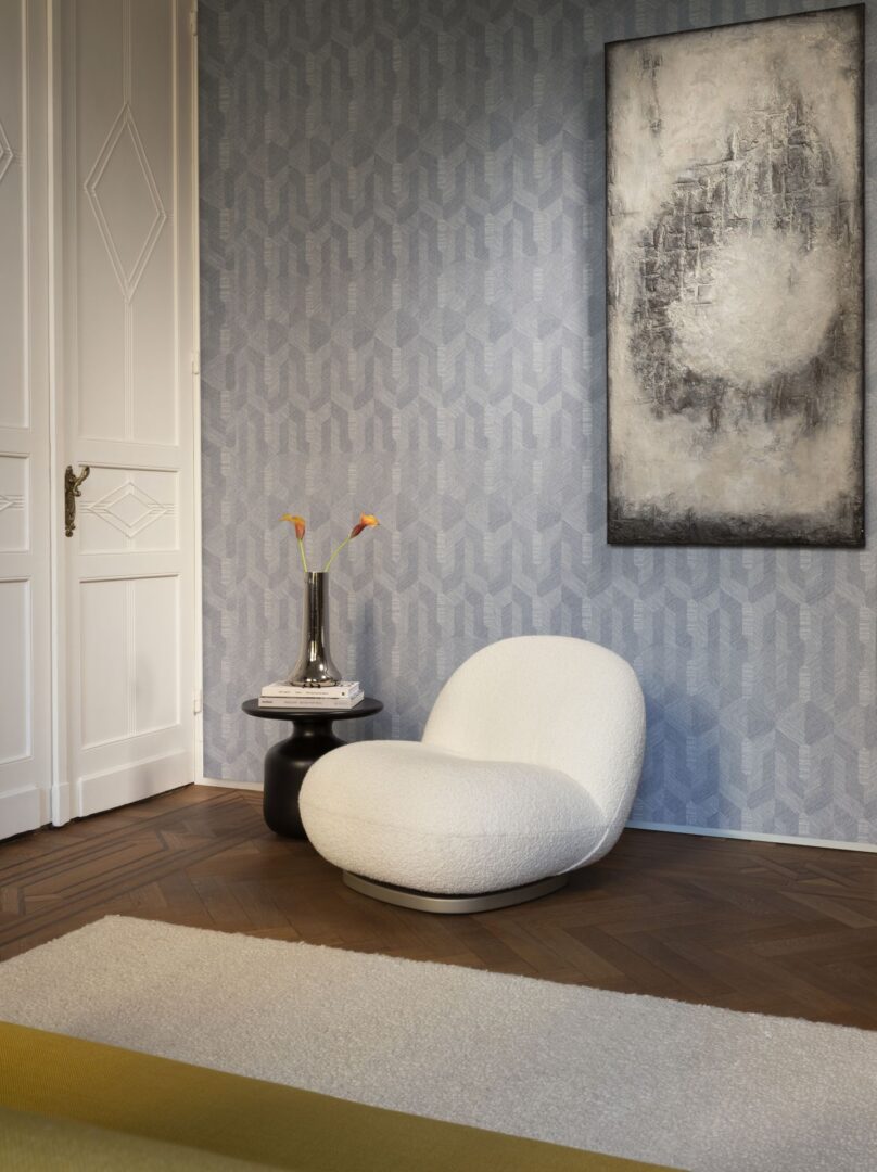 Essentials Luxor Delta